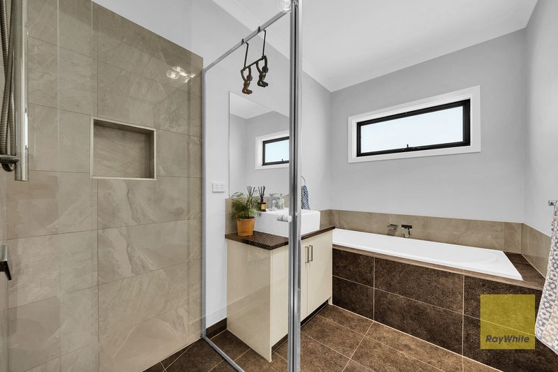Photo - 3 Wendy Way, Tarneit VIC 3029 - Image 18