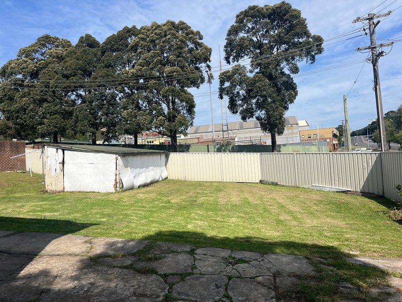 Photo - 3 Wentworth Street, Port Kembla NSW 2505 - Image 8