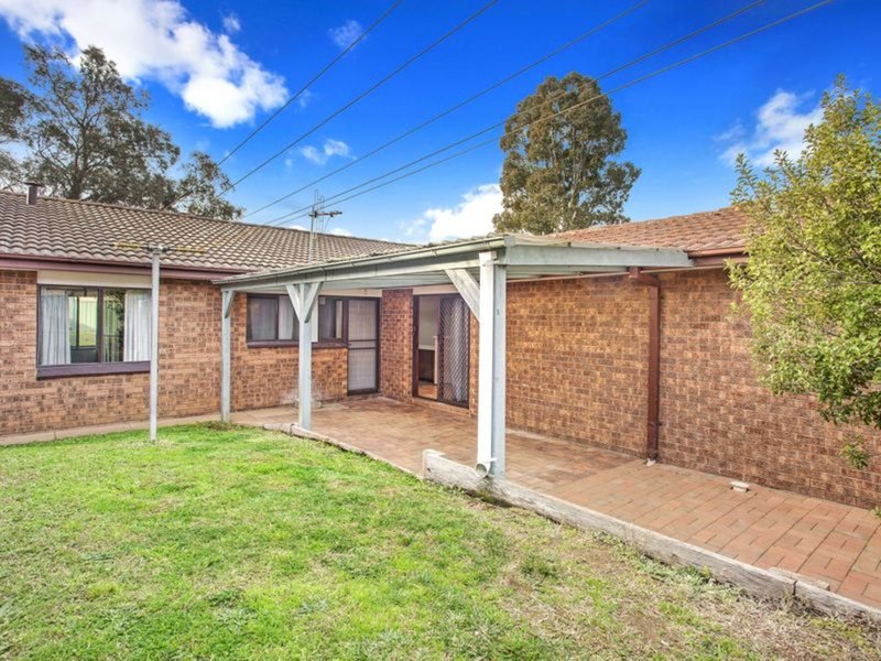 Photo - 3 Whitelegge Close, Florey ACT 2615 - Image 8