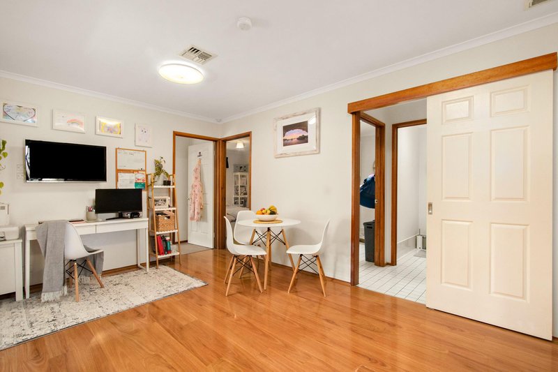 Photo - 3 Wiburd Street, Banks ACT 2906 - Image 7