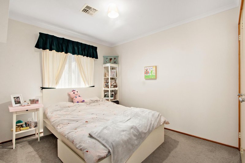 Photo - 3 Wiburd Street, Banks ACT 2906 - Image 11