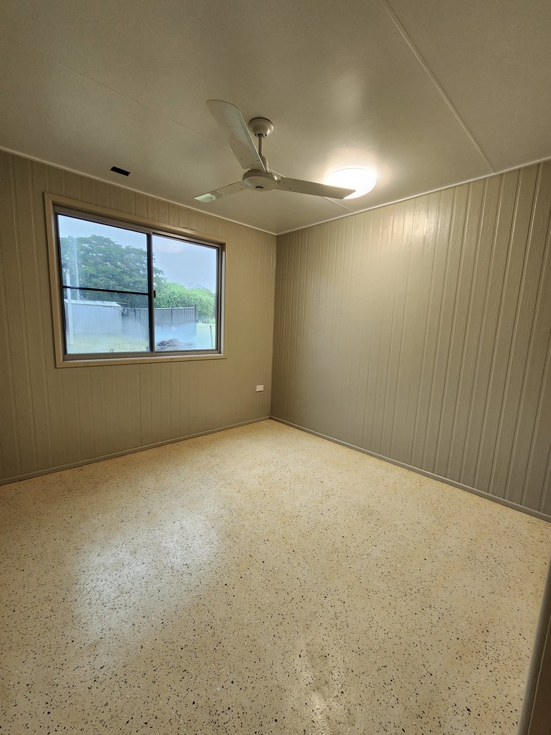 Photo - 3 Wilkin Street, Nebo QLD 4742 - Image 17