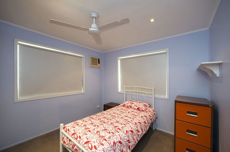 Photo - 3 Wilkins Street, West Gladstone QLD 4680 - Image 7