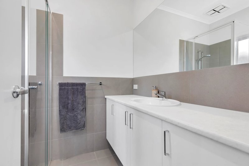 Photo - 3 Willow Drive, Munno Para SA 5115 - Image 7