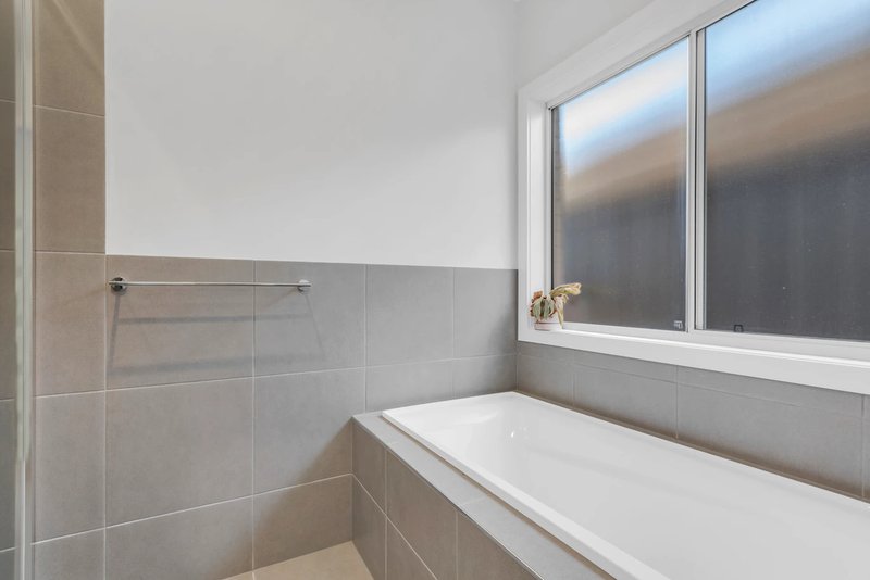 Photo - 3 Willow Drive, Munno Para SA 5115 - Image 8