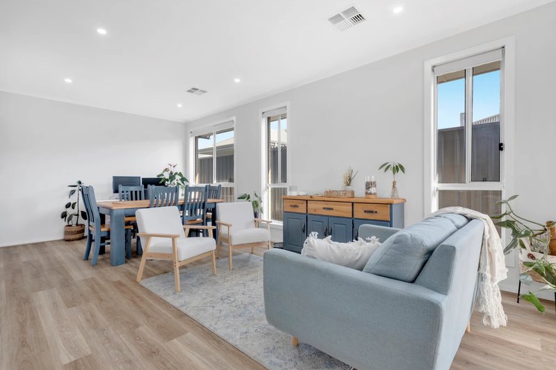 Photo - 3 Willow Drive, Munno Para SA 5115 - Image 10