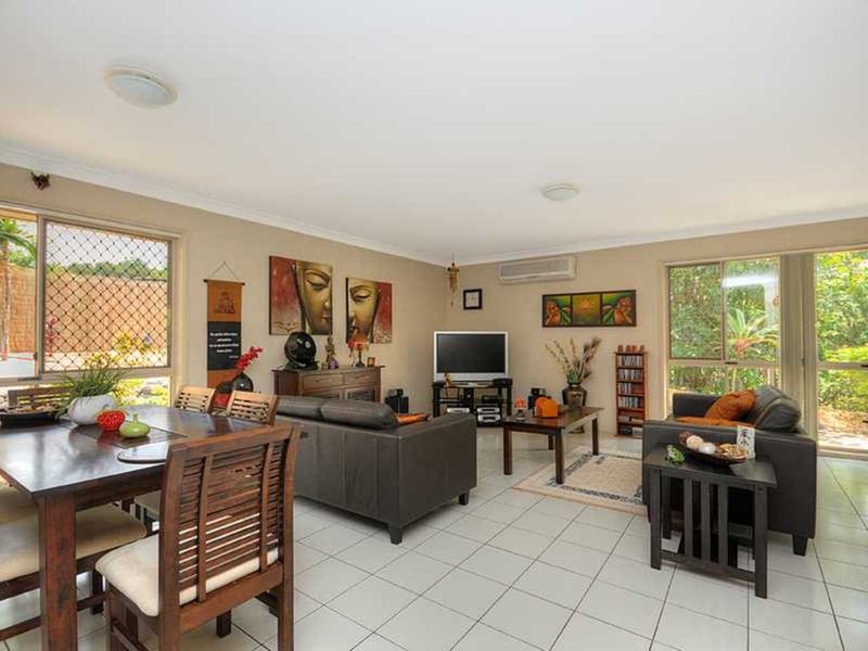 Photo - 3 Wincanton Place, Mudgeeraba QLD 4213 - Image 10