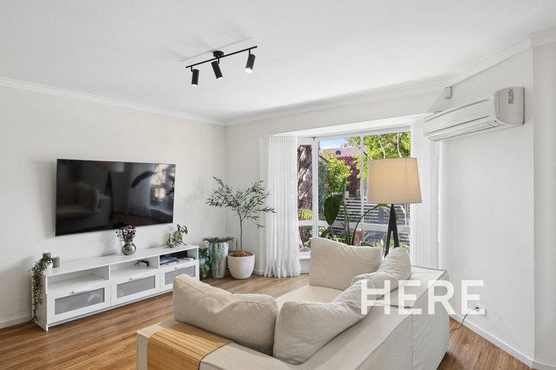 Photo - 3 Windich Place, Leederville WA 6007 - Image 2