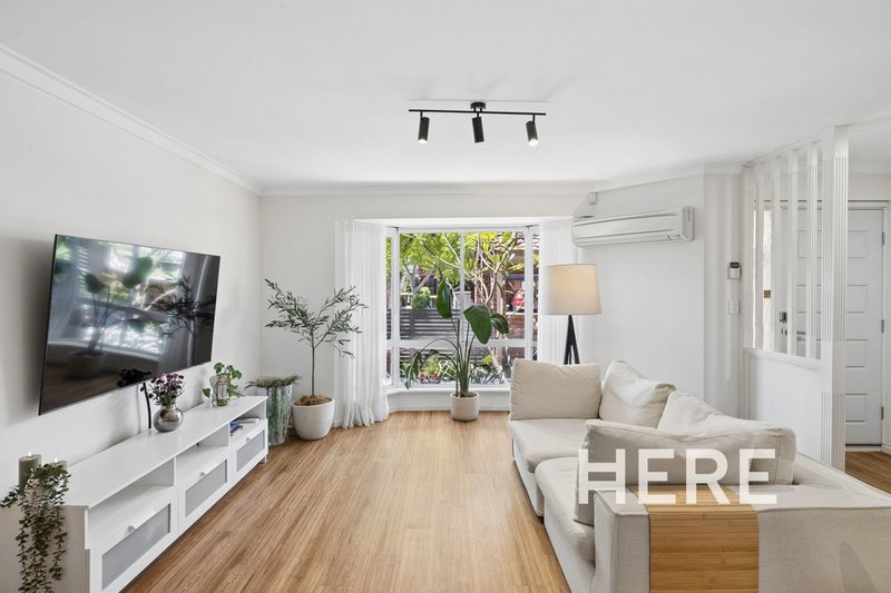 Photo - 3 Windich Place, Leederville WA 6007 - Image 3