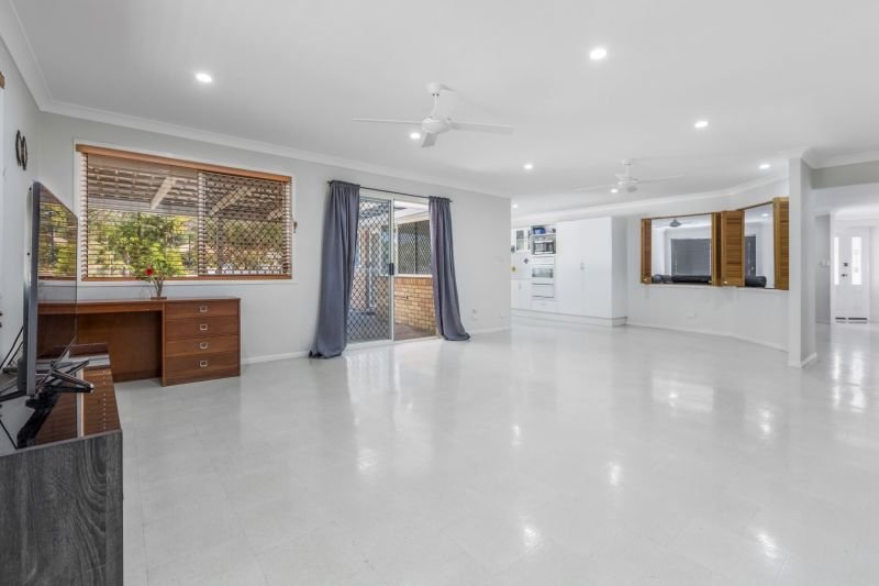 Photo - 3 Wivenhoe Circuit, Forest Lake QLD 4078 - Image 4