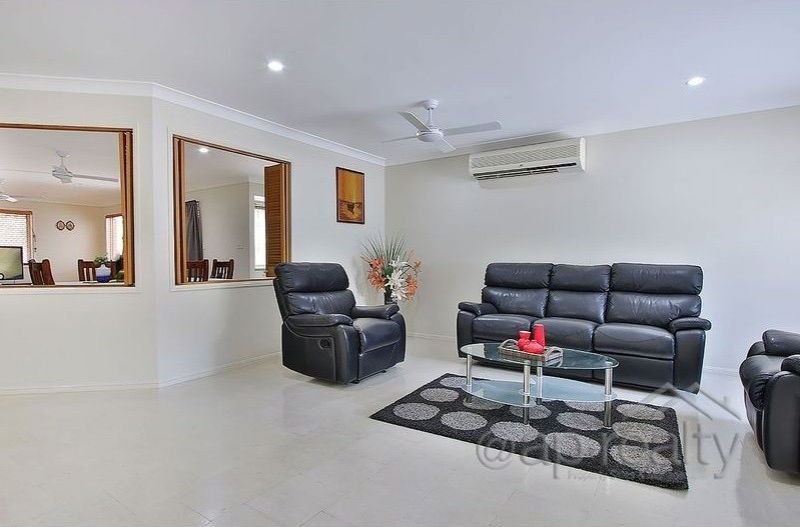 Photo - 3 Wivenhoe Circuit, Forest Lake QLD 4078 - Image 17