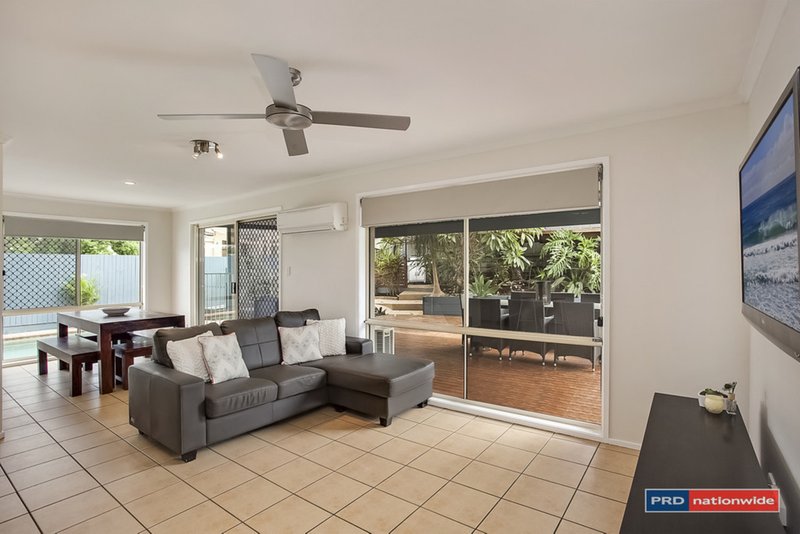 Photo - 3 Wonga Street, Burleigh Heads QLD 4220 - Image 6