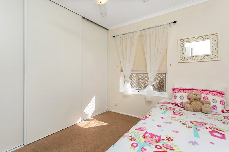 Photo - 3 Woodhall Drive, Happy Valley SA 5159 - Image 3