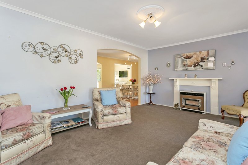 Photo - 3 Woodhall Drive, Happy Valley SA 5159 - Image 7