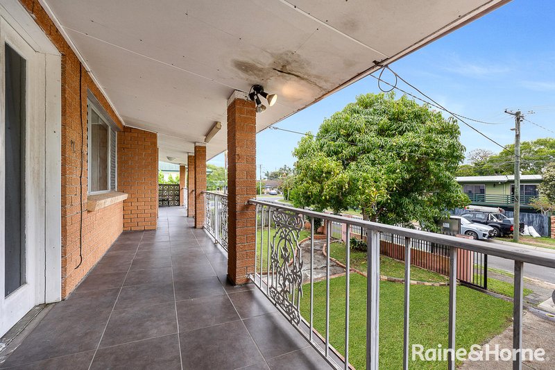 Photo - 3 Woody Avenue, Kingston QLD 4114 - Image 17