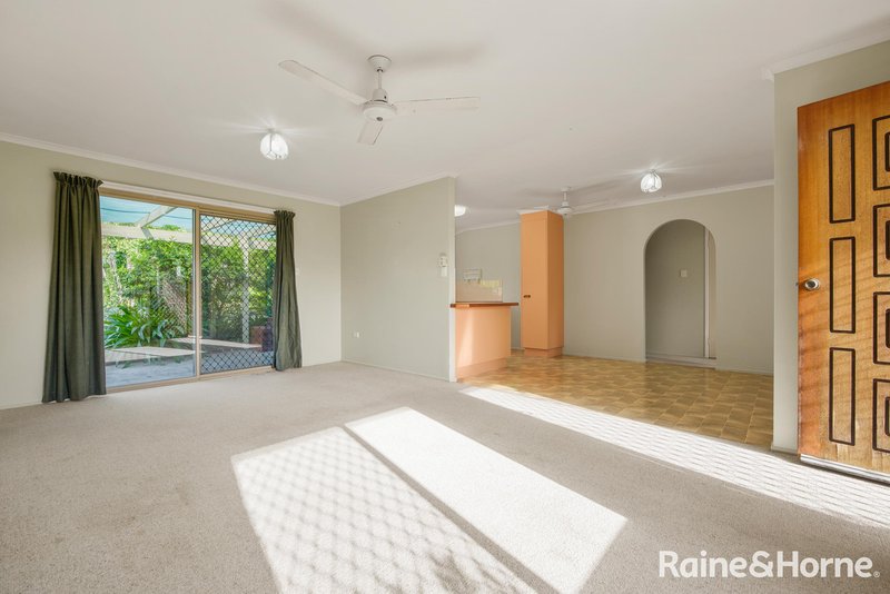 Photo - 3 Woollybutt Street, New Auckland QLD 4680 - Image 2