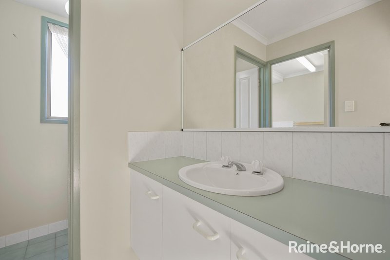 Photo - 3 Woollybutt Street, New Auckland QLD 4680 - Image 10