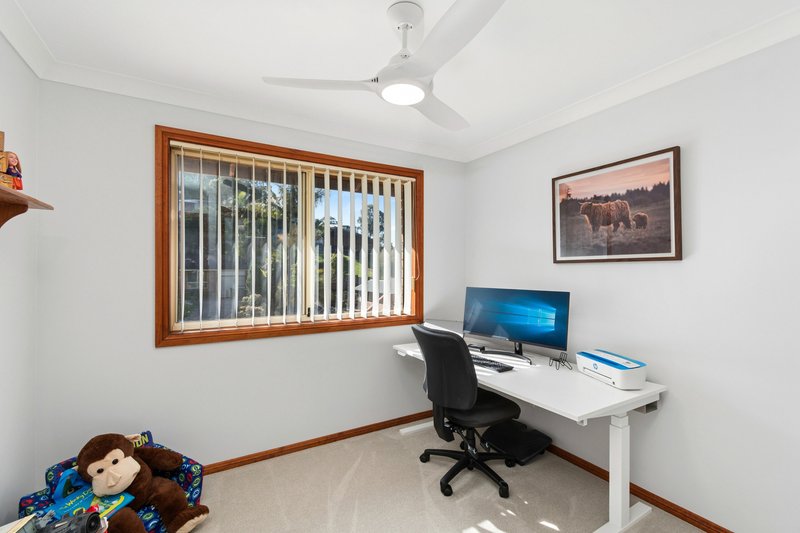 Photo - 3 Woombye Close, Koonawarra NSW 2530 - Image 11