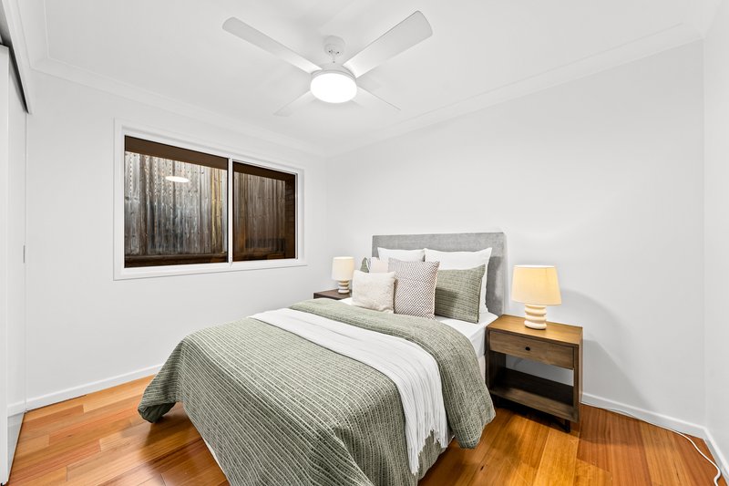 Photo - 3 Woorabinda Street, Runcorn QLD 4113 - Image 11