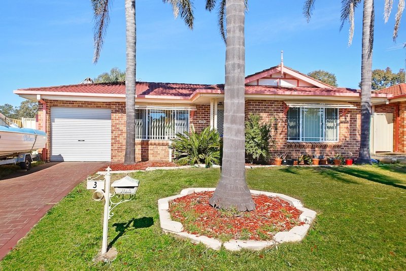 3 Woylie Place, St Helens Park NSW 2560