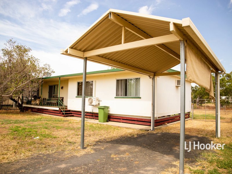 Photo - 3 Wright Street, Roma QLD 4455 - Image 3