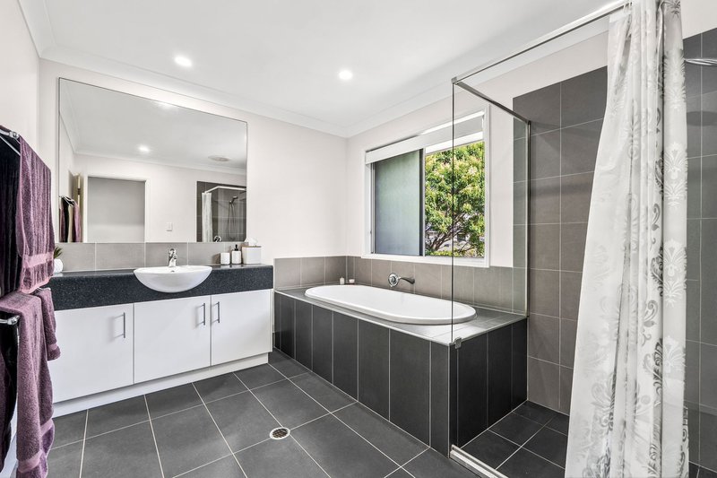 Photo - 3 Yarama Court, Upper Coomera QLD 4209 - Image 20