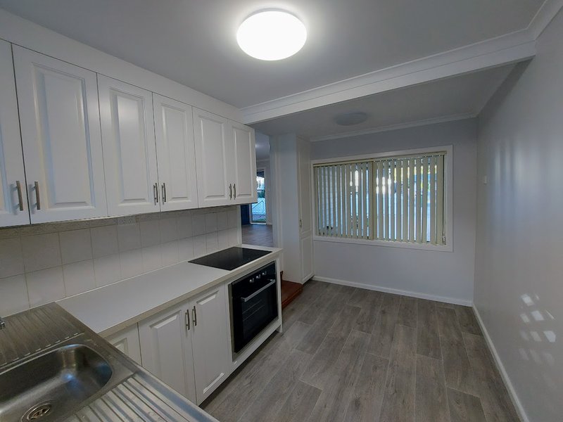 Photo - 3 Yarrabin Road, Umina Beach NSW 2257 - Image 4