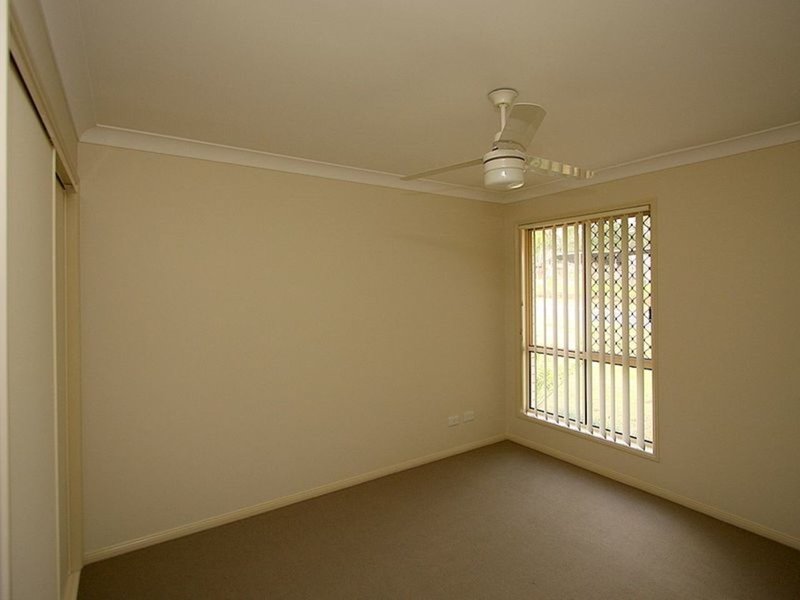 Photo - 3 Zachary Court, Hillcrest QLD 4118 - Image 12