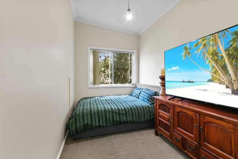 Photo - 30 & 30a Liamena Avenue, San Remo NSW 2262 - Image 11