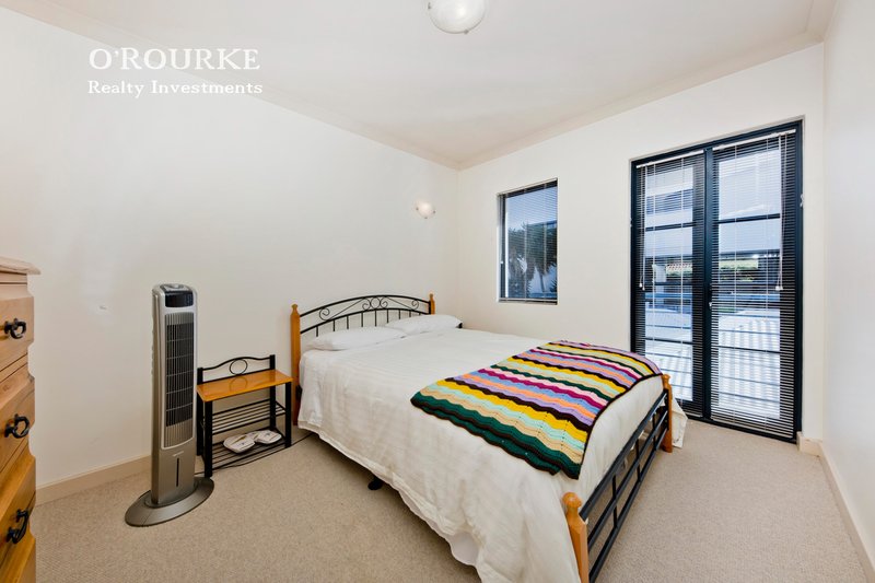 Photo - 30 A Scarborough Beach Road, Scarborough WA 6019 - Image 22