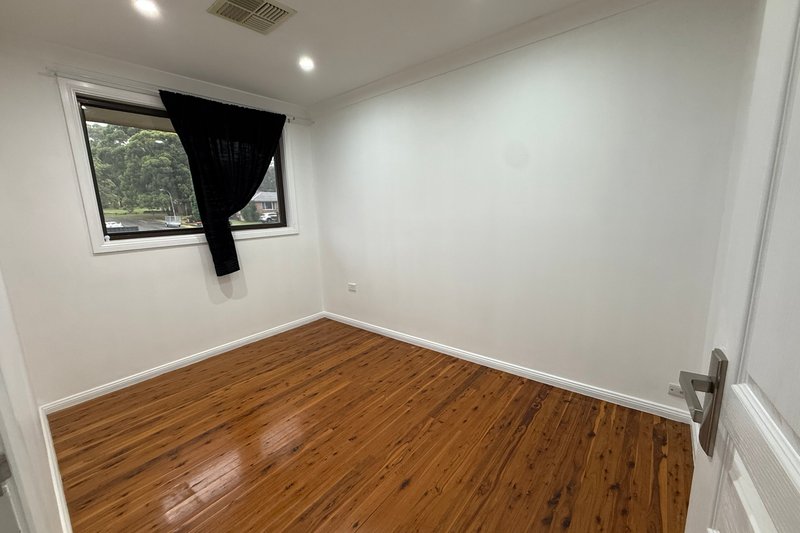 Photo - 30 Ainsworth Crescent, Wetherill Park NSW 2164 - Image 8