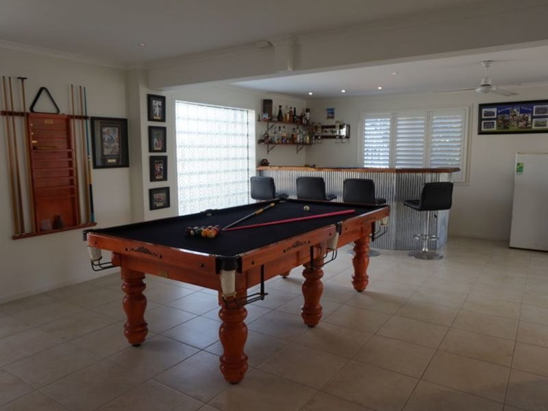 Photo - 30 Alexander Street, Boyne Island QLD 4680 - Image 15