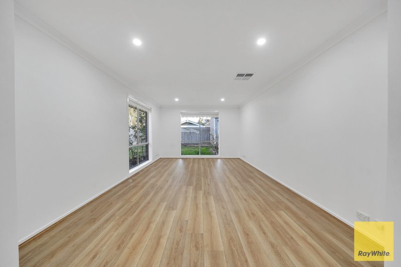 Photo - 30 Alexandra Avenue, Hoppers Crossing VIC 3029 - Image 8