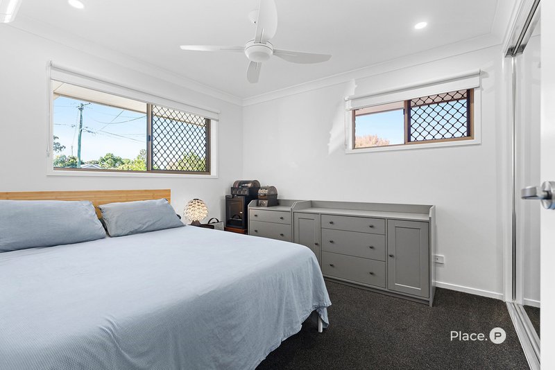 Photo - 30 Allen Street, Wynnum QLD 4178 - Image 8