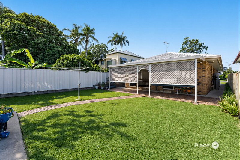 Photo - 30 Allen Street, Wynnum QLD 4178 - Image 12