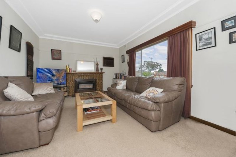 Photo - 30 Allenby Avenue, Reservoir VIC 3073 - Image 3