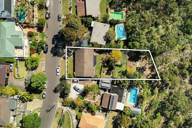 Photo - 30 Allenby Park Parade, Allambie Heights NSW 2100 - Image 13