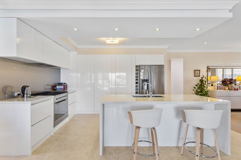 Photo - 30 Andros Circuit, Mindarie WA 6030 - Image 3