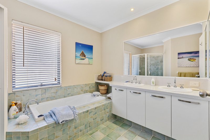 Photo - 30 Andros Circuit, Mindarie WA 6030 - Image 23