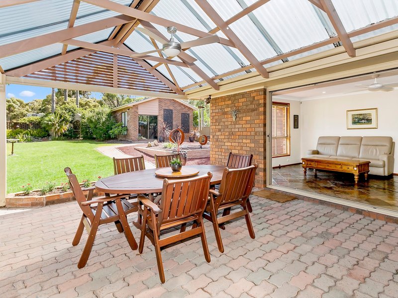 Photo - 30 Annesley Avenue, Stanwell Tops NSW 2508 - Image 5