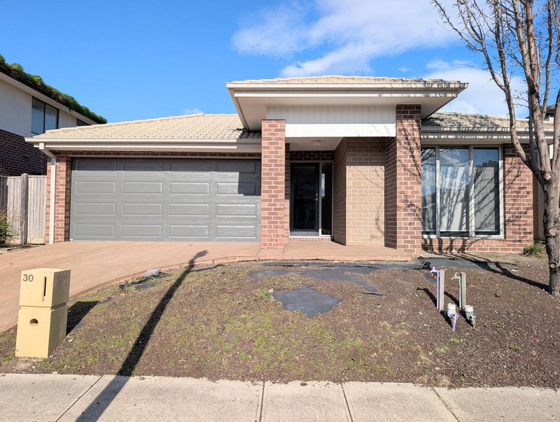 Photo - 30 Arlington Park Parade, Mickleham VIC 3064 - Image 1