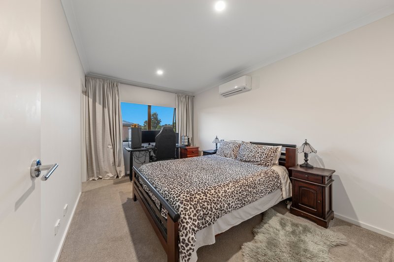 Photo - 30 Armidale Drive, Pakenham VIC 3810 - Image 19