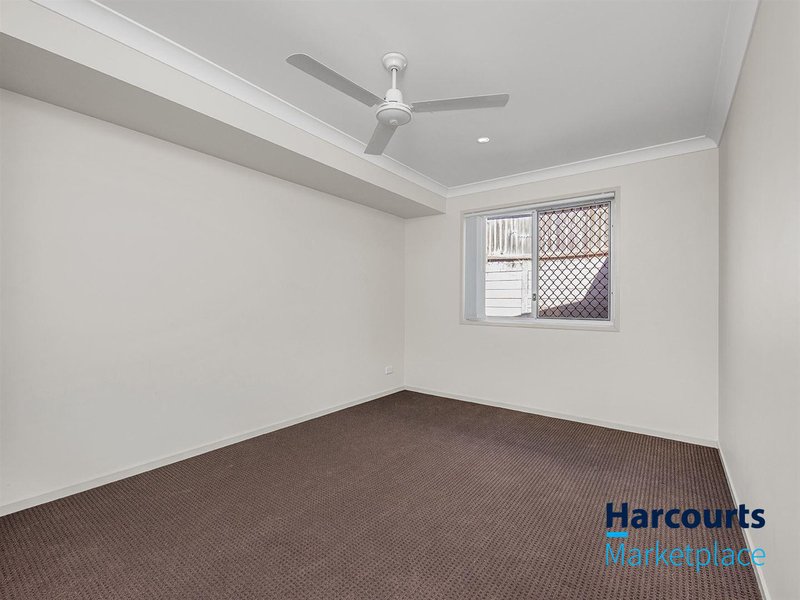 Photo - 30 Arnaldo Avenue, Augustine Heights QLD 4300 - Image 8