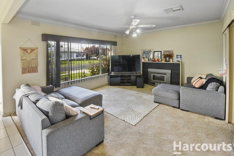 Photo - 30 Arnott Street, Horsham VIC 3400 - Image 3