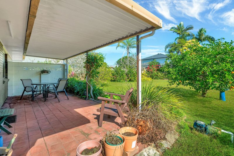 Photo - 30 Aruma Avenue, Burleigh Waters QLD 4220 - Image 13