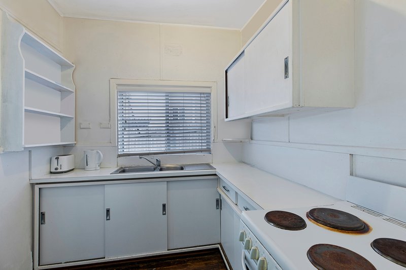 Photo - 30 Ash Street, Terrigal NSW 2260 - Image 3