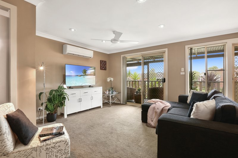 Photo - 30 Ashmore Cres , Kanahooka NSW 2530 - Image 3