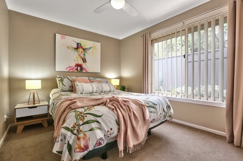 Photo - 30 Ashmore Cres , Kanahooka NSW 2530 - Image 6