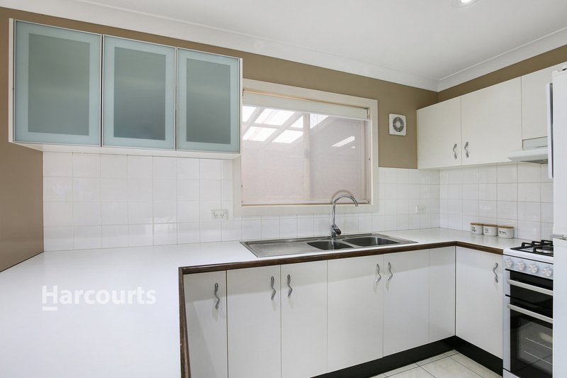 Photo - 30 Ashmore Crescent, Kanahooka NSW 2530 - Image 3