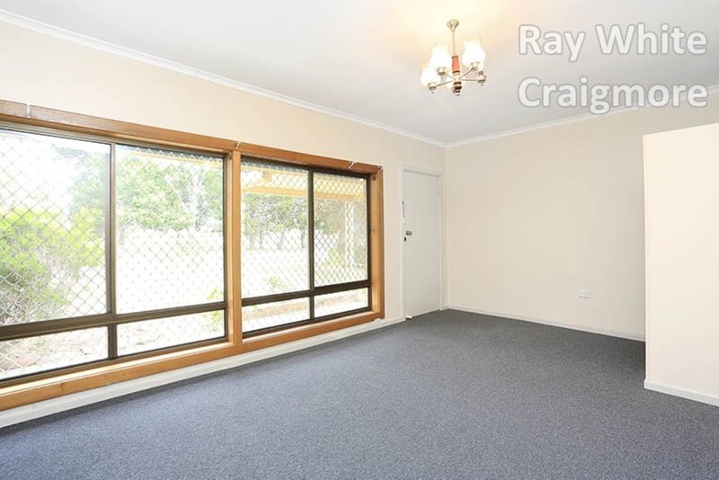 Photo - 30 Ashton Road, Davoren Park SA 5113 - Image 4